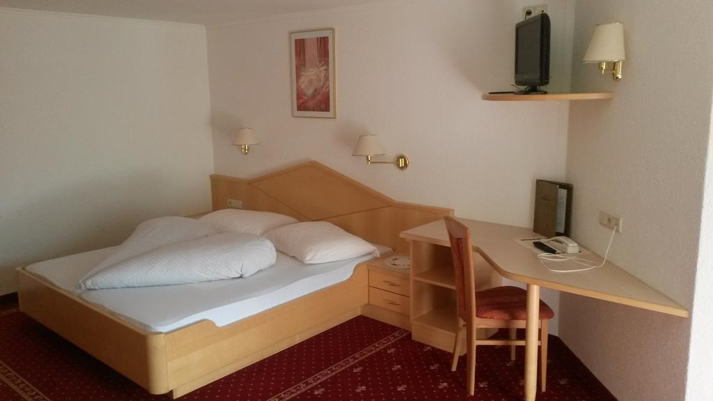 Hotel Alpenblick بفيلديرز المظهر الخارجي الصورة